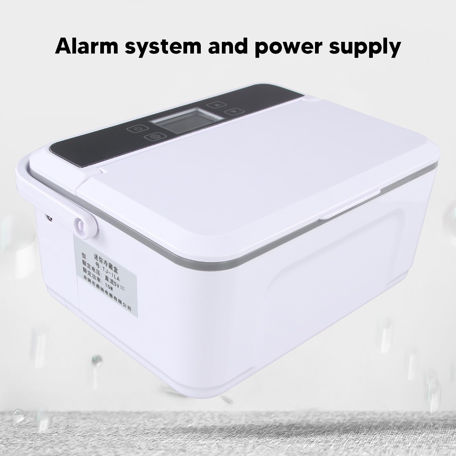 Luqeeg insulin cooler offers dual power options for flexible travel usage.