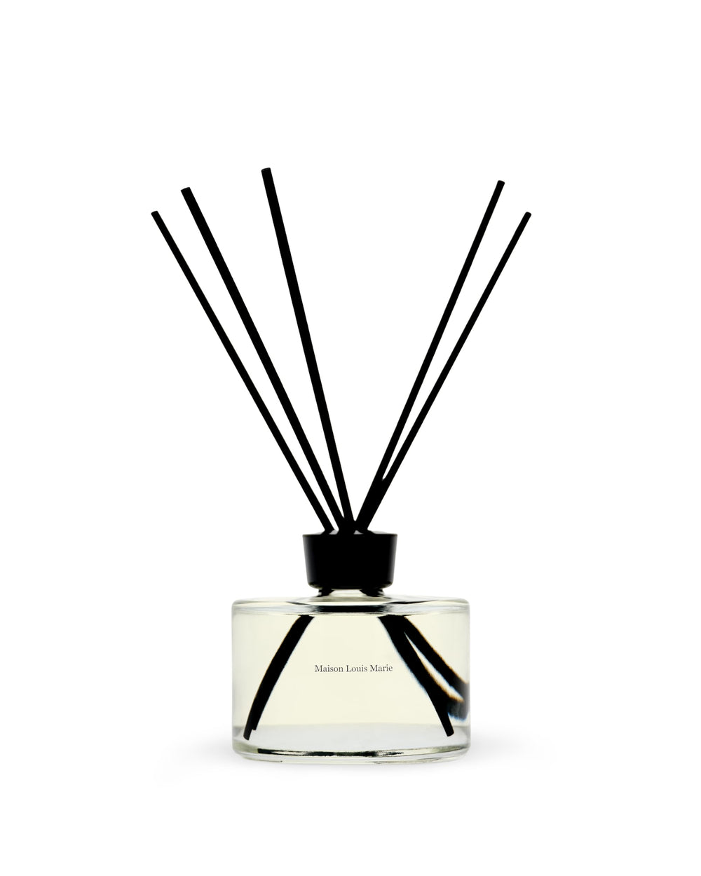Maison Louis Marie No.13 Nouvelle Vague diffuser bottle for a refined living space and lasting fragrance.