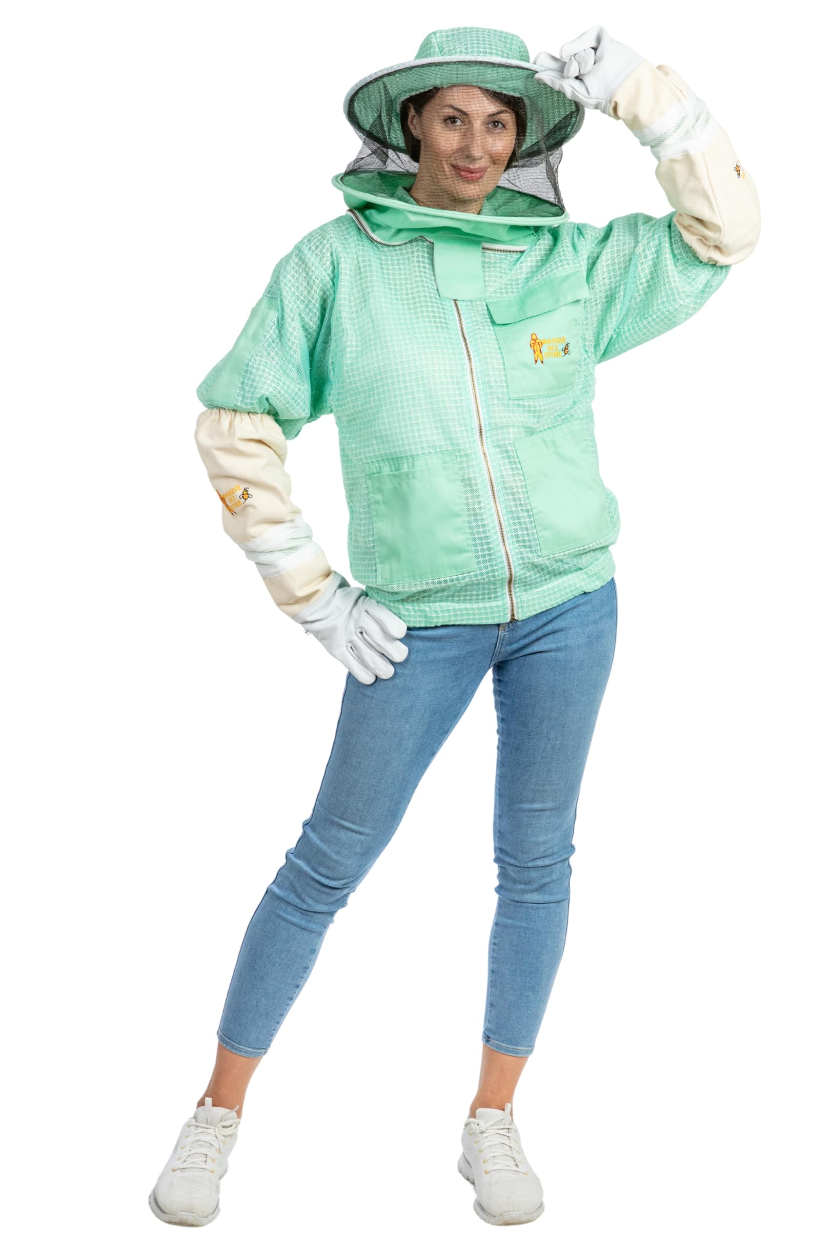 Durable brass zipper detail on Massive Bee Store beekeeping jacket