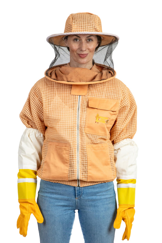 Massive Bee Store ventilated beekeeping jacket with round veil in sand/peach for airflow