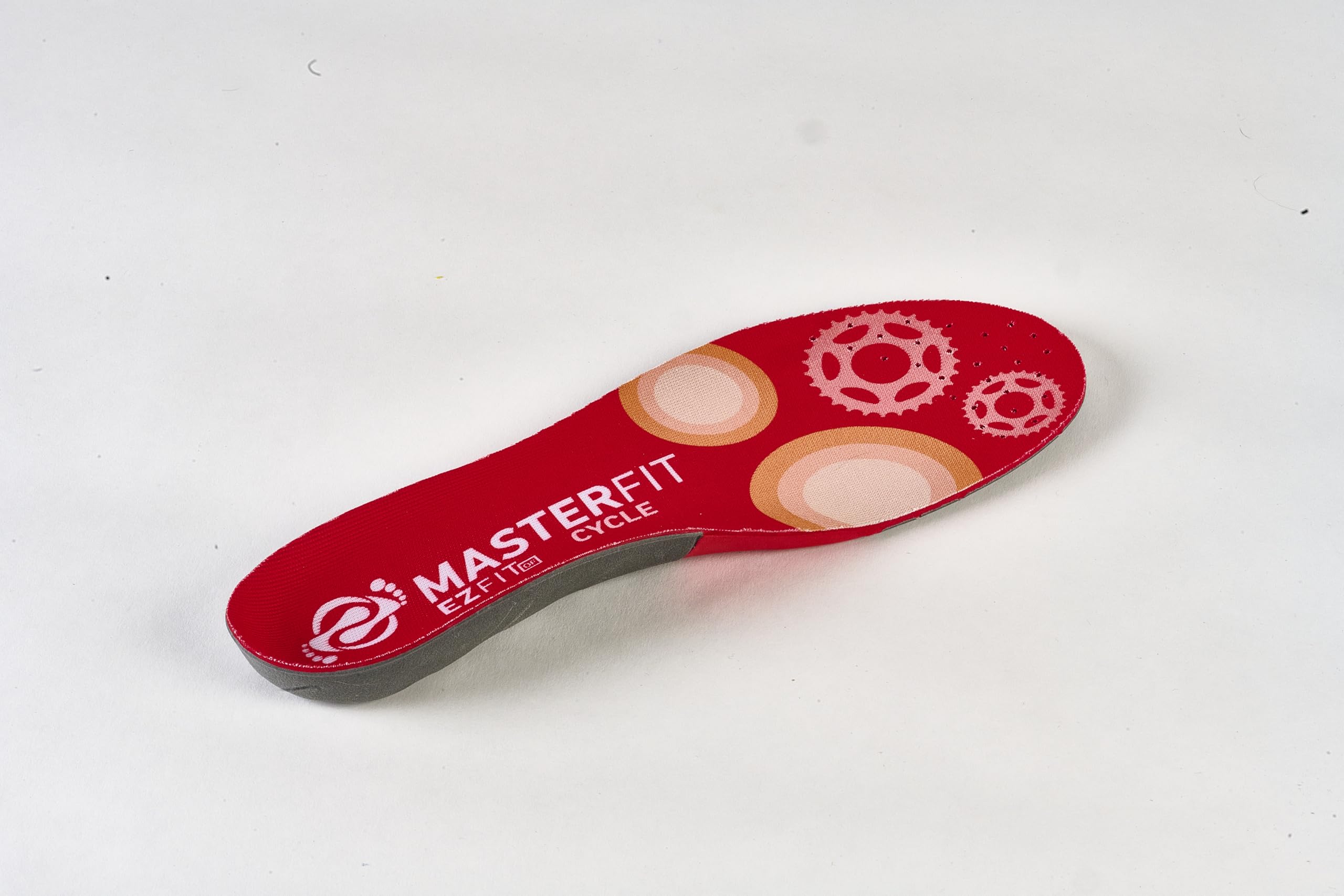 Designed to fit into most cycling shoes with ease for versatile use.