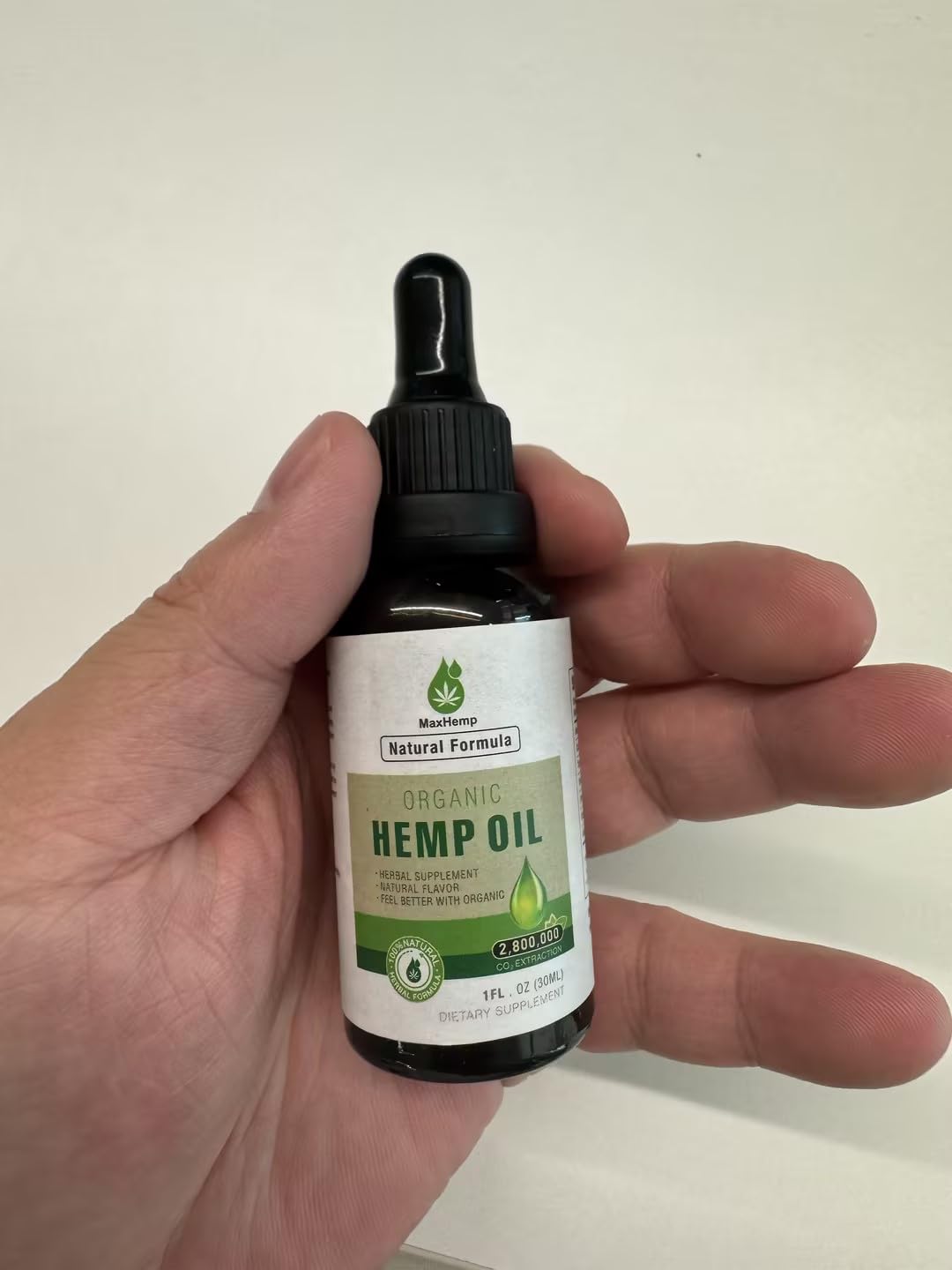 MaxHemp 3-Pack oil drops bottle pour for daily natural support
