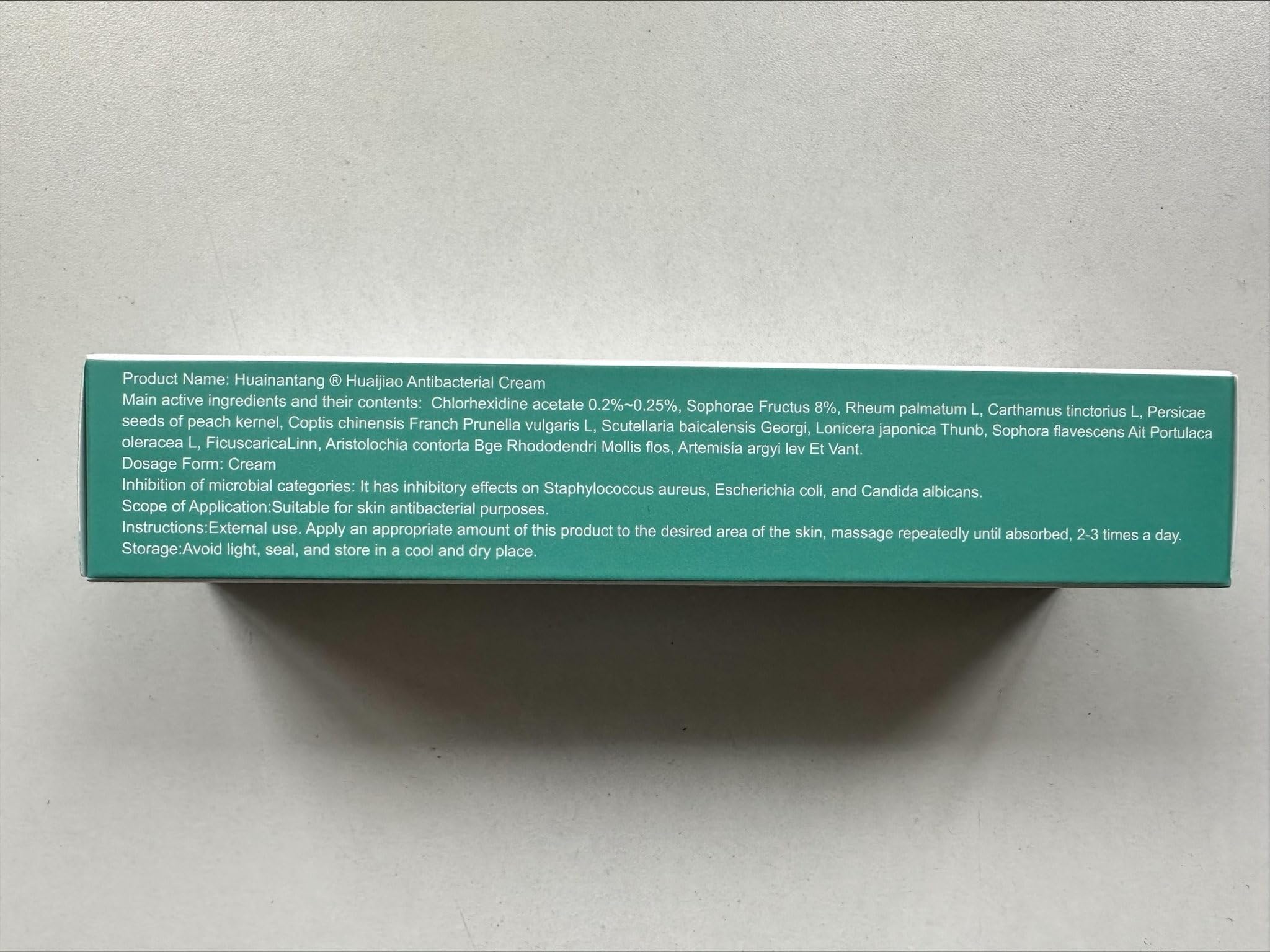 MediLisk brand logo on product box and tubes.