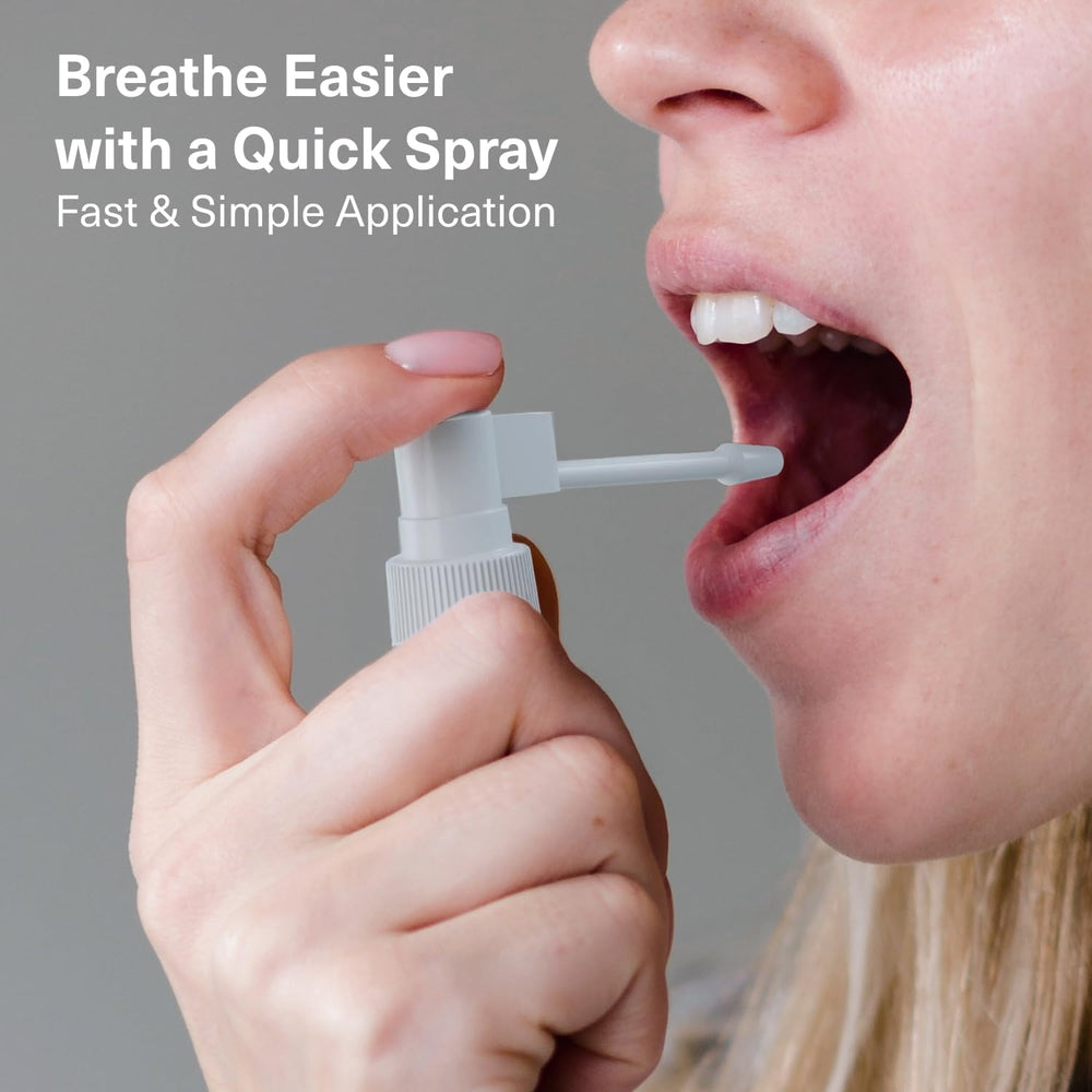 MediLisk Lung Cleansing Spray mist emission suggests a refreshing inhalation.