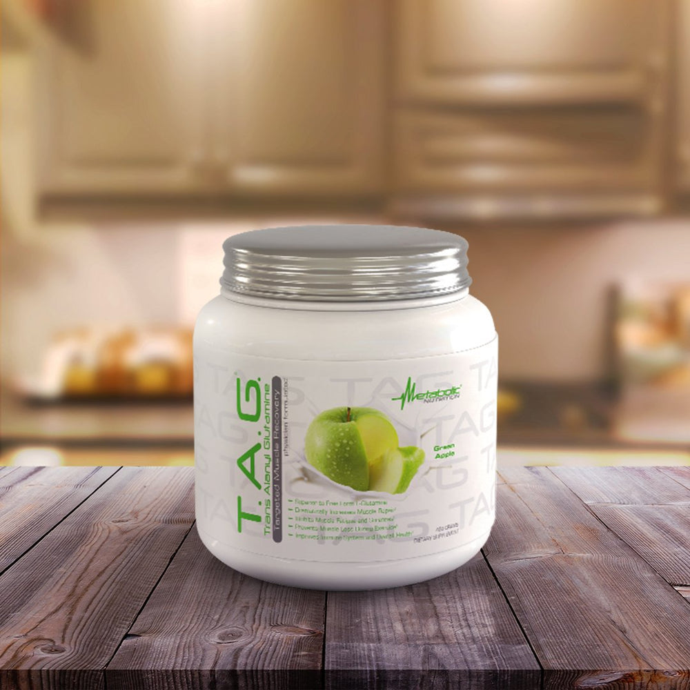 Metabolic Nutrition TAG dipeptide glutamine jar shows 10 g per scoop dosage for recovery.