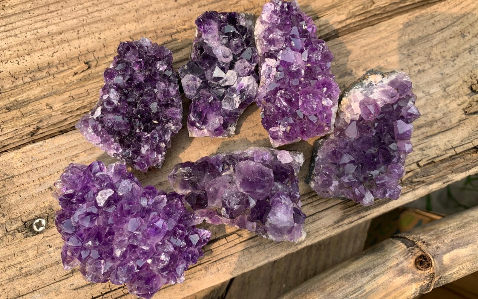 MIMOSA Amethyst clusters box geodes presented as a thoughtful home gift.
