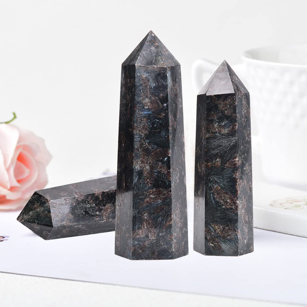 MOGEMT 30-day guarantee notice with Astrophyllite Obelisk packaging.