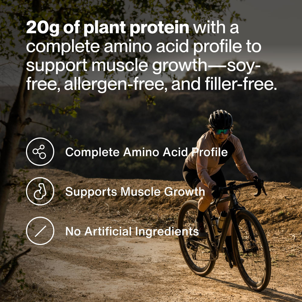 Momentous Vanilla Spice shake glass provides a creamy, dairy-free protein drink.