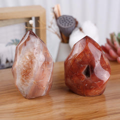Mookaitedecor Carnelian Flame Tower close-up of natural veining and rich color