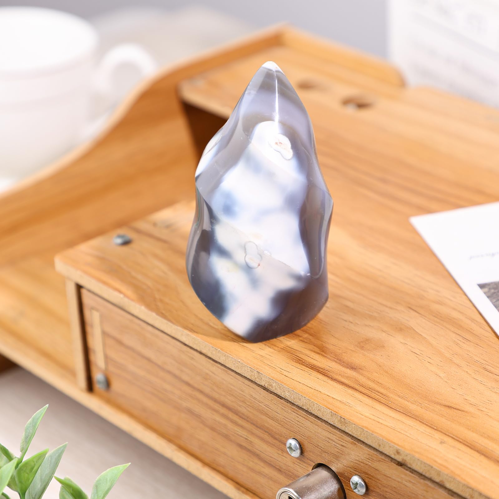 Mookaitedecor hand-cut flame stand delivers grounded energy and dynamic lines
