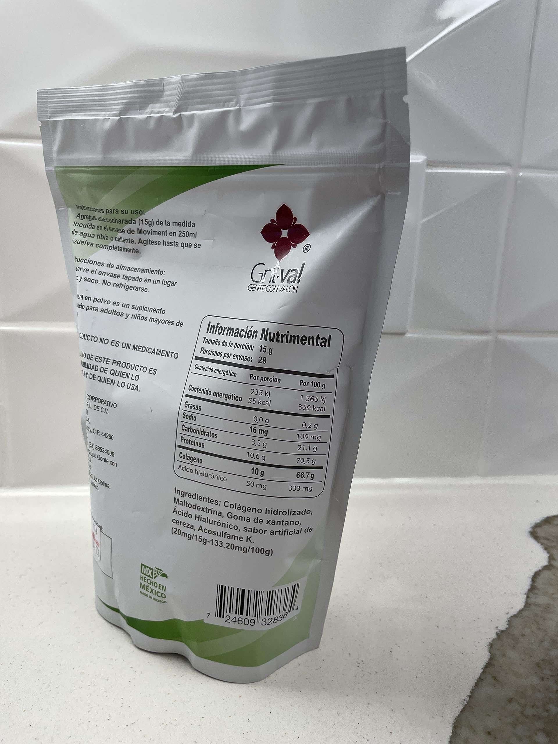 Moviment sugar-free cherry capsules emphasizing convenient daily intake.