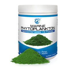 Mr Ros Marine Super Greens powder sprinkled on dog food for daily nutrition