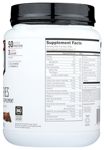 Muscle Milk Knockout Chocolate Pro Series 50 athlete usage shows active individuals fueling workouts.