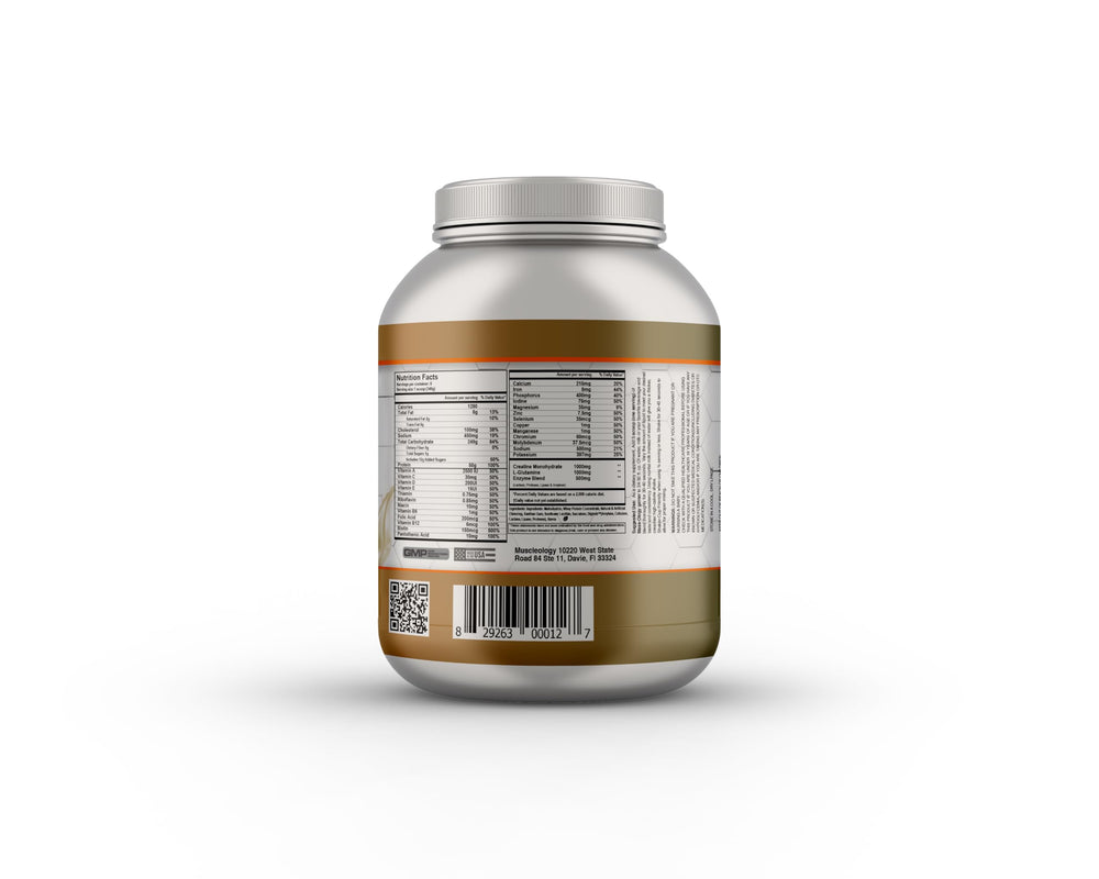 MUSCLEOLOGY MASS-OLOGY scoop in jar highlighting protein blend.
