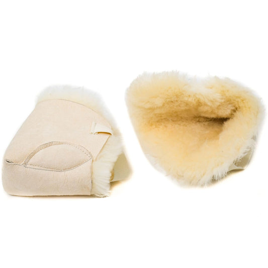 Natural Design heel protectors setup demonstrates easy attachment and targeted heel cushioning.