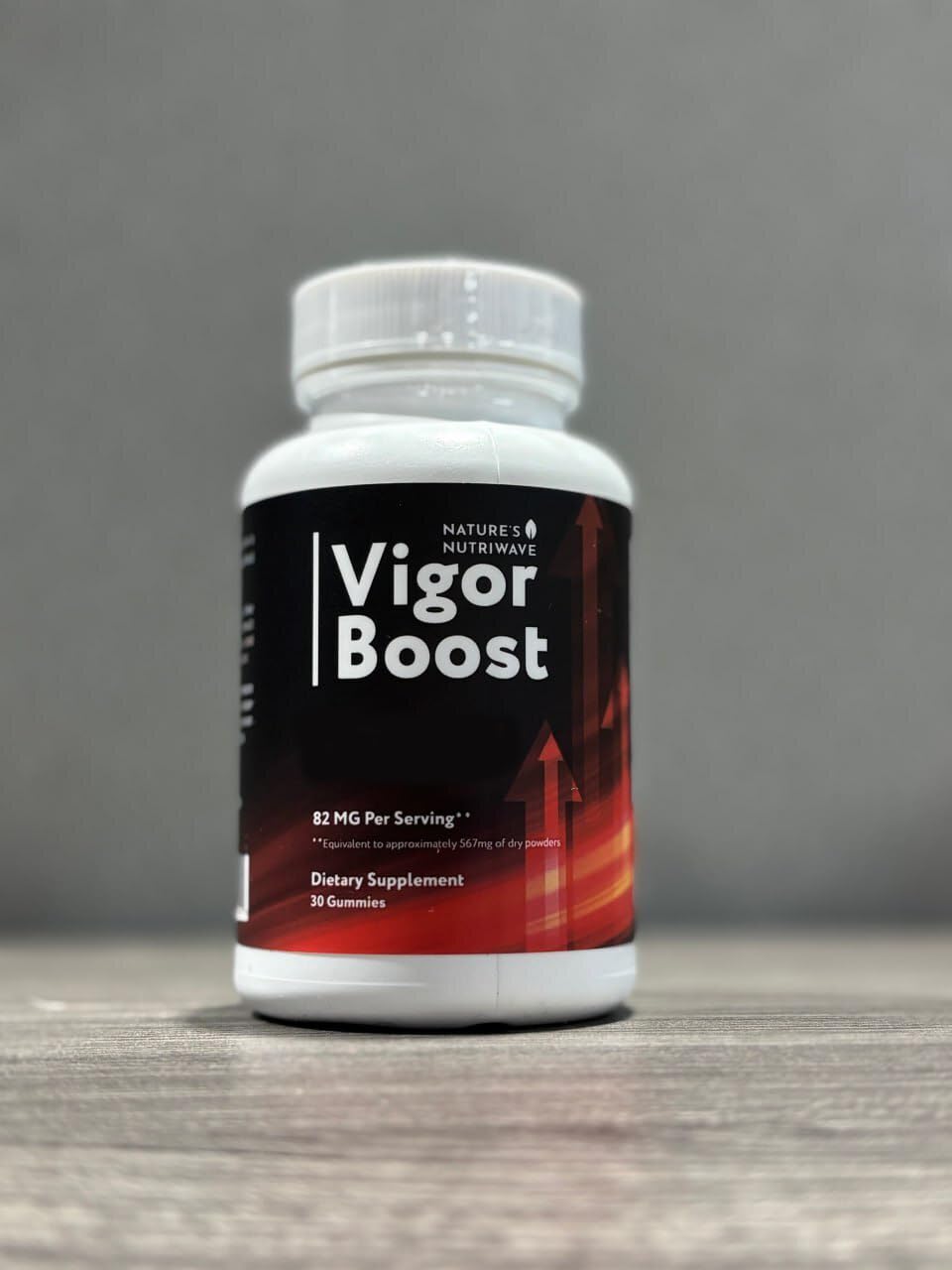 Green tea and ashwagandha highlight calm, focused energy.