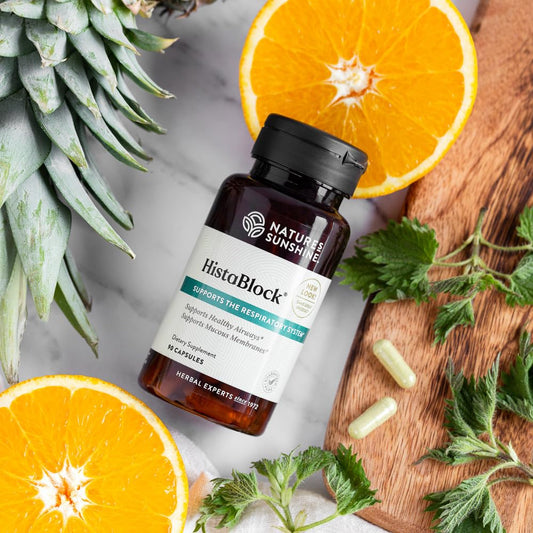 Nature's Sunshine HistaBlock label close-up highlighting natural ingredients for respiratory comfort.