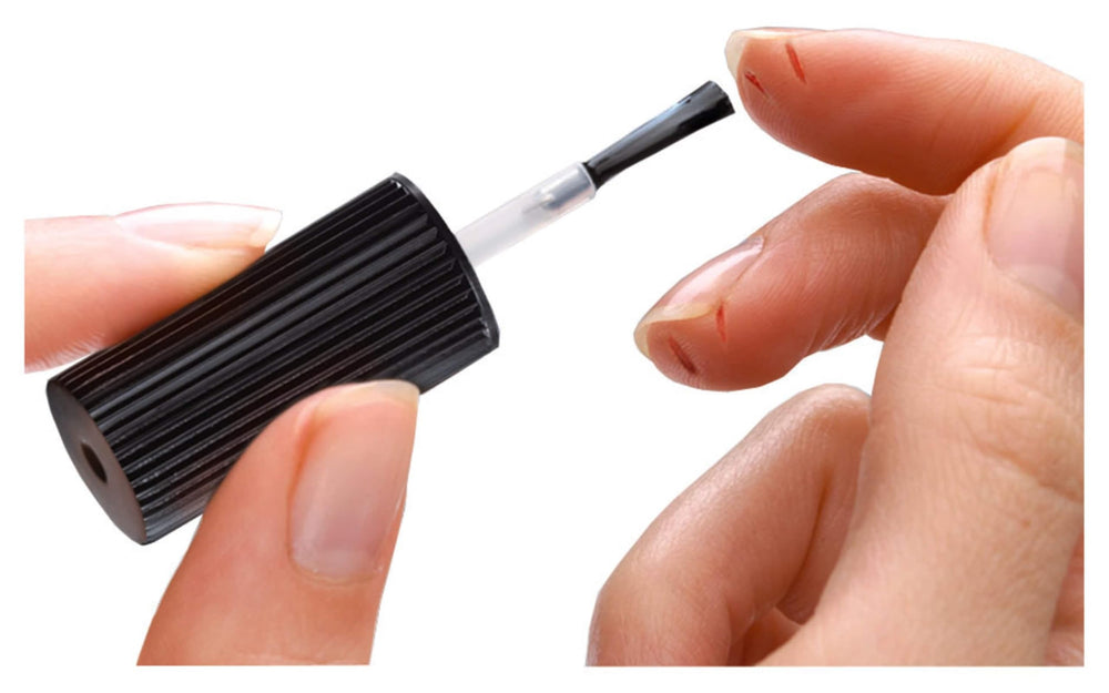 Nexcare Skin Crack Care waterproof seal protects cracks from water and dirt.