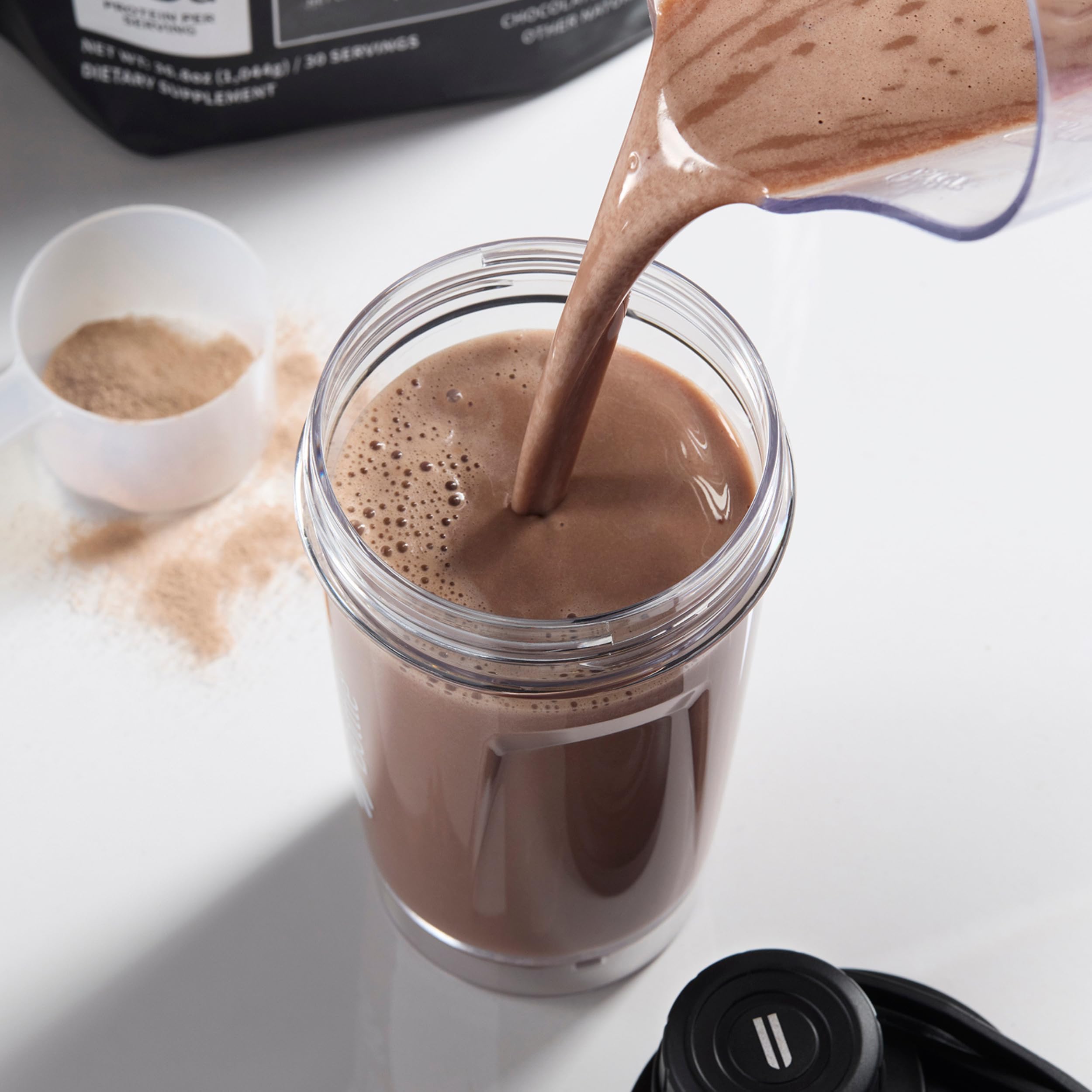 NOBULL Chocolate label highlights clean ingredients and flavor appeal.