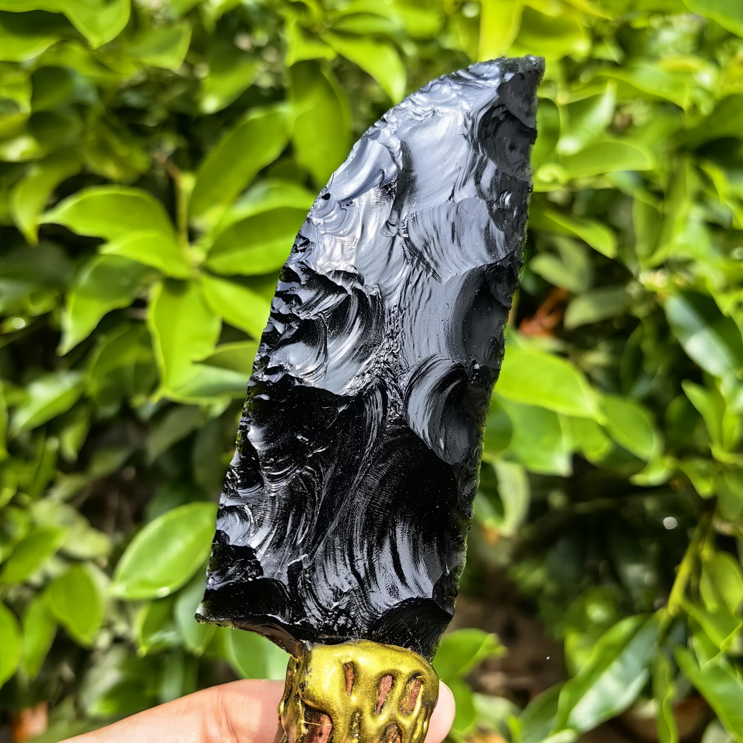 NsmjodStone Spiritual energy crystal highlights chakra-inspired vibes for contemplation