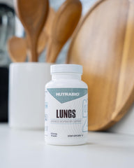 NutraBio Lungs tablet dispense demonstrating 3-capsule daily dose.