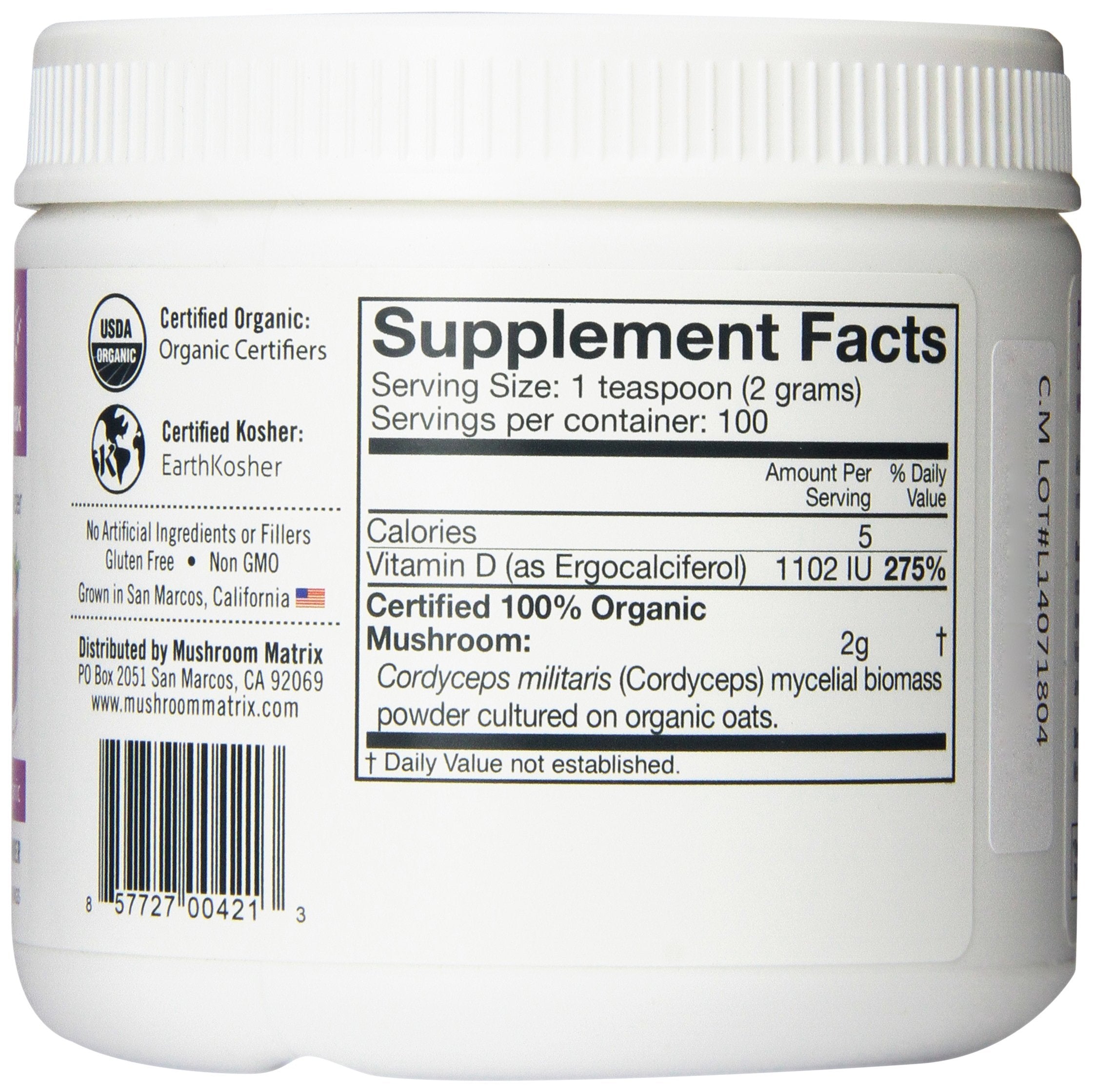Cordyceps powder scoop beside smoothie for easy daily use with Om.