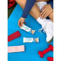 ONE Whey Protein Isolate bar label highlights gluten-free.