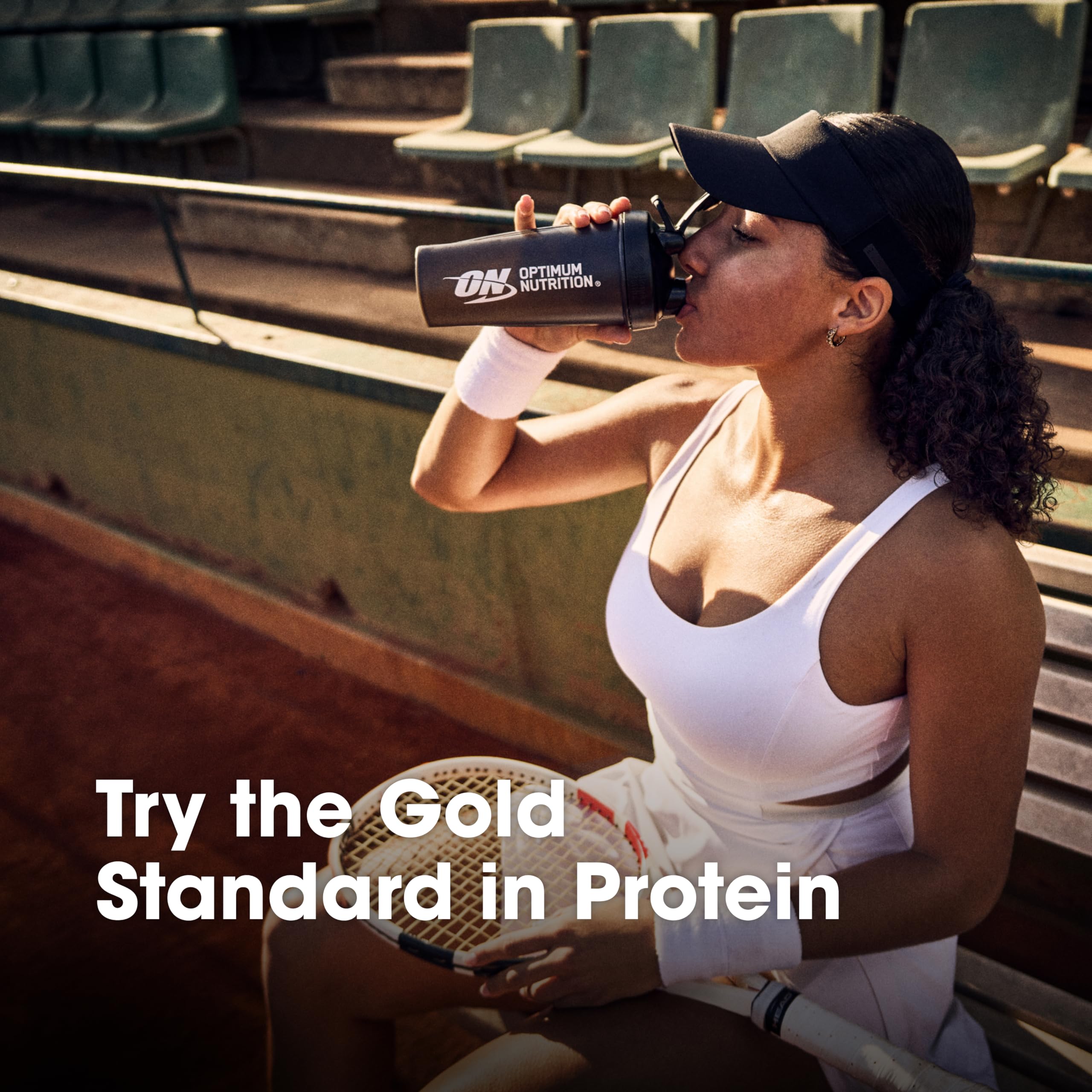 Optimum Nutrition Gold Standard whey instantized mix shows no clumps