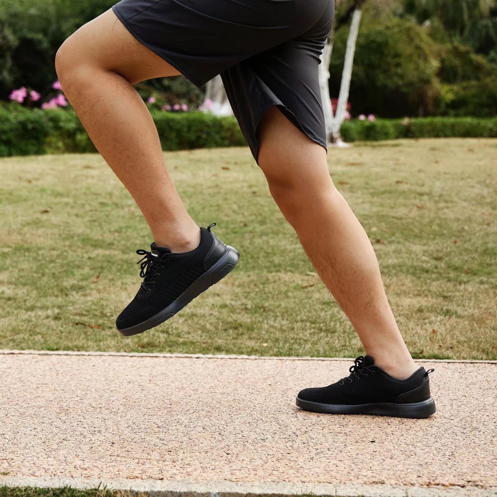 OrthoComfoot detachable-insole allows extra cushioning and easy care