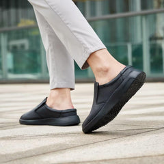 OrthoComfoot leather upper men’s dress shoe with premium craftsmanship