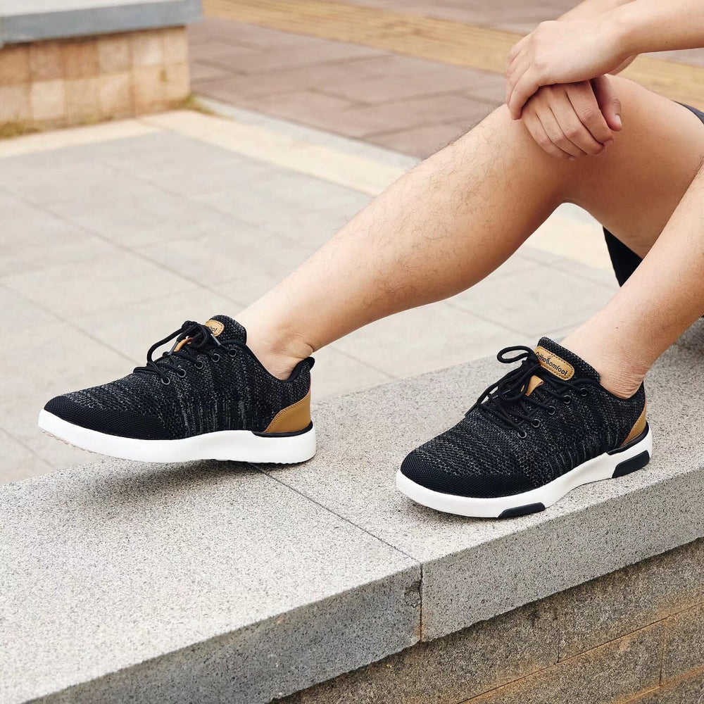 OrthoComfoot lace-up-fit for a secure personalized lockdown