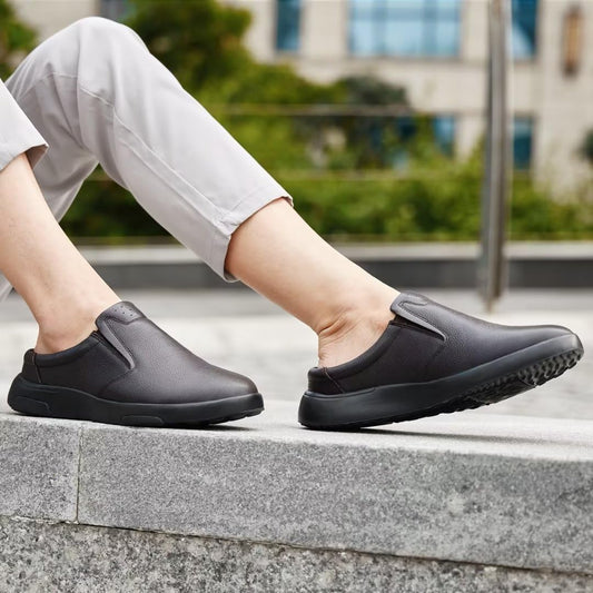 OrthoComfoot Oxford leather upper showcasing premium leather and timeless style