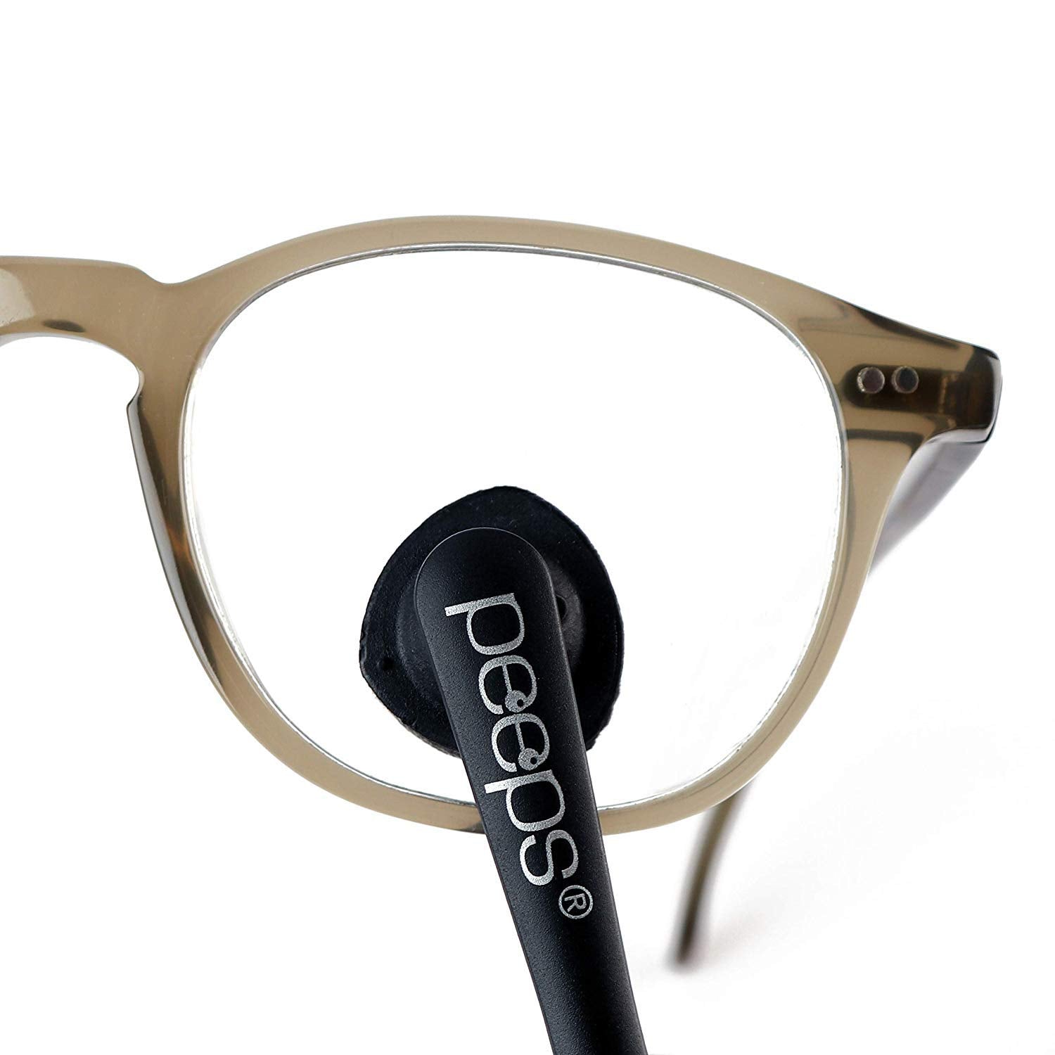 Peeps carbon microfiber pads clean lenses without liquids for fast upkeep