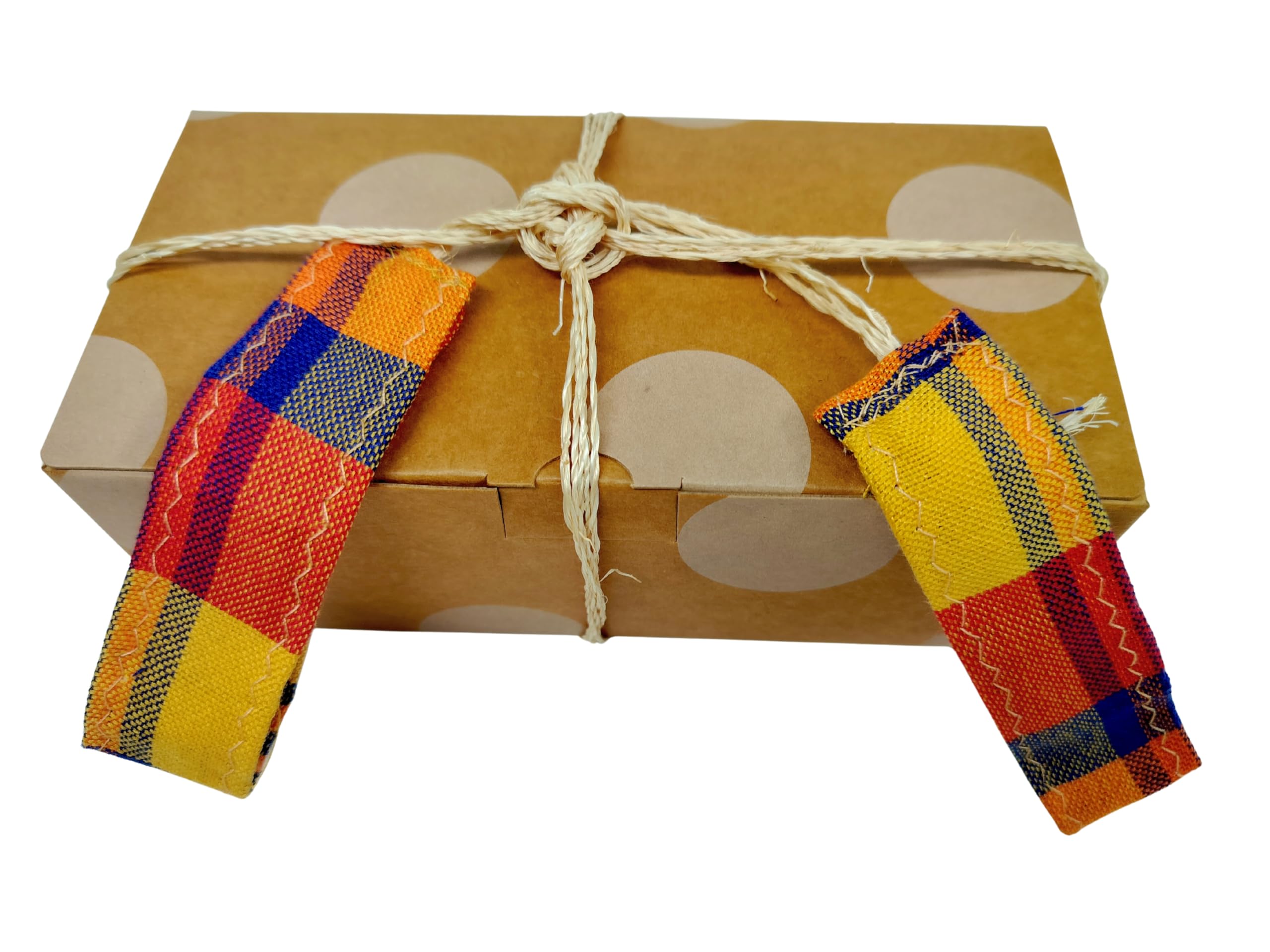 Plantsville Health two bottle gift-pack in a pandan tampipi ready for gifting.