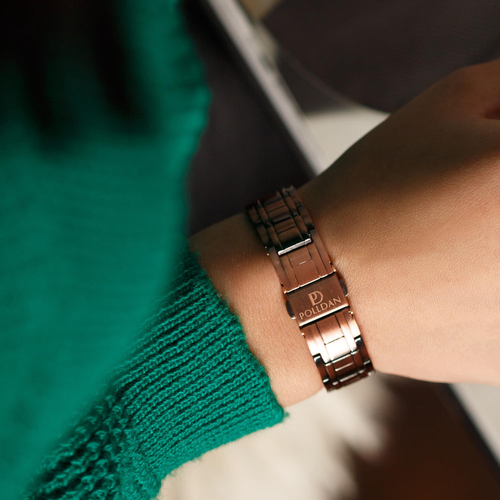 Polldan copper bracelet adjustable-fit demonstrates flexible sizing for comfortable daily wear.