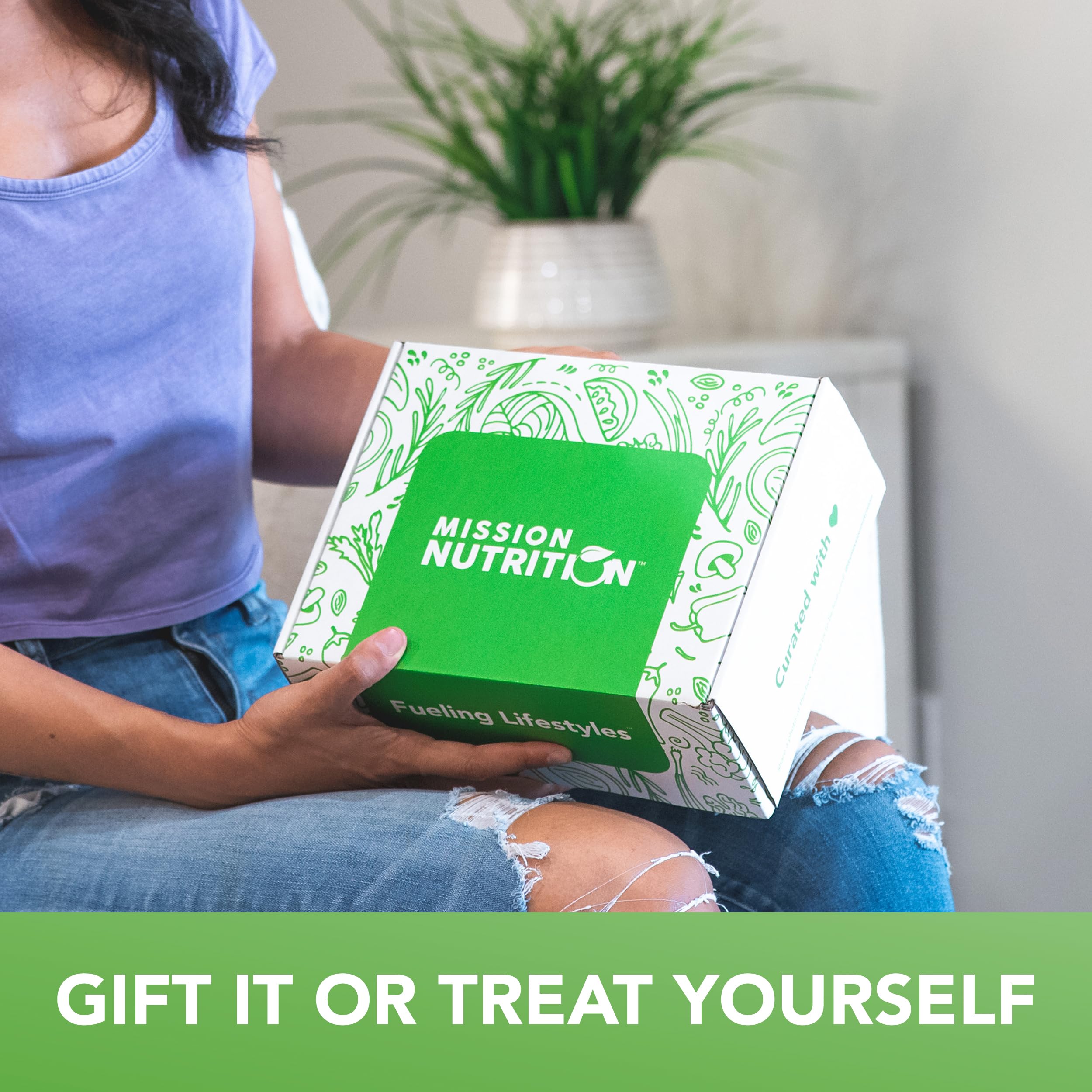 Power Crunch Strawberry Creme bar in gift-ready packaging