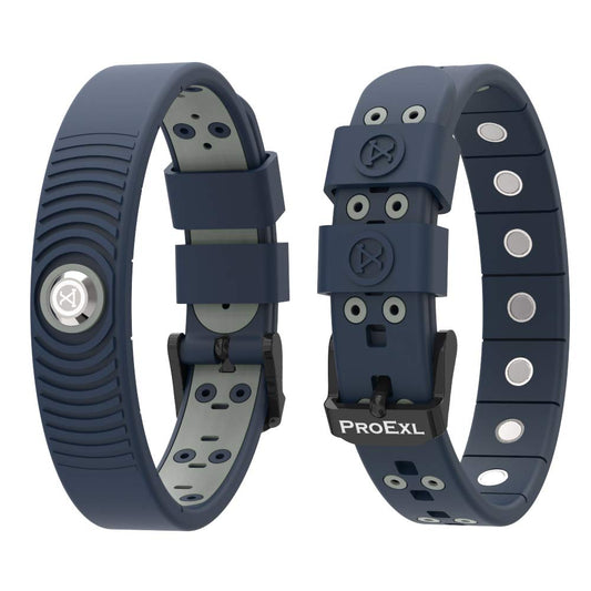 PROEXL 18 MAX waterproof strap close-up for all-weather use.