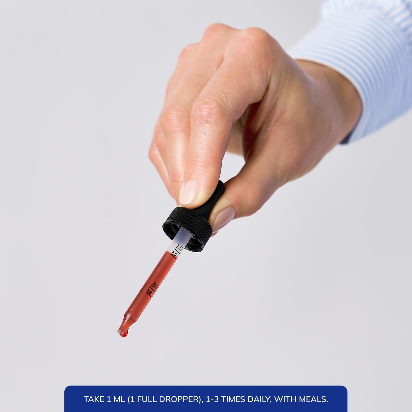 Measuring scale on bottle reveals 30 ml capacity for flexible dosing.