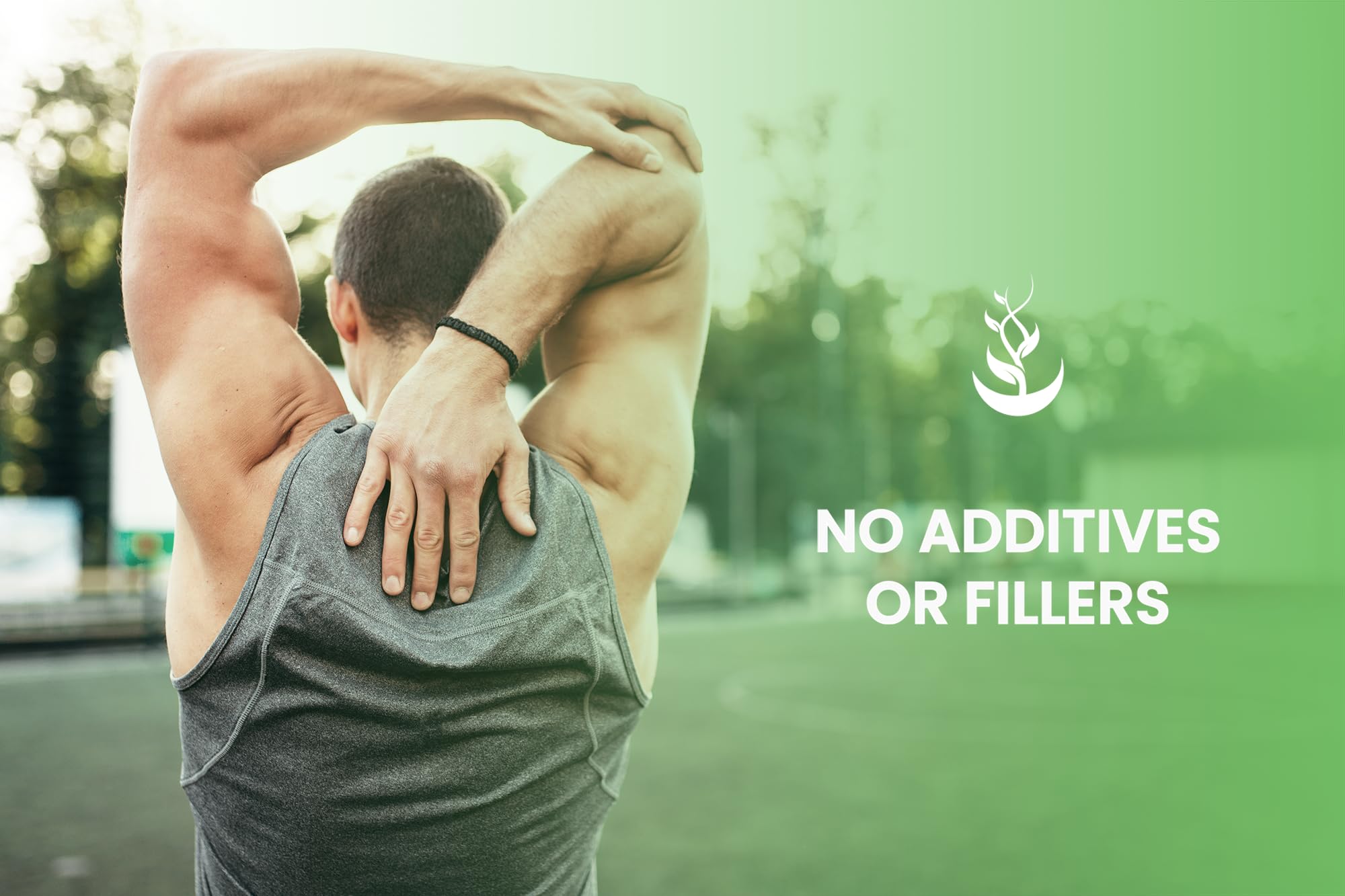 Pure Original Ingredients alfalfa leaf capsules and glass of water, illustrating easy intake