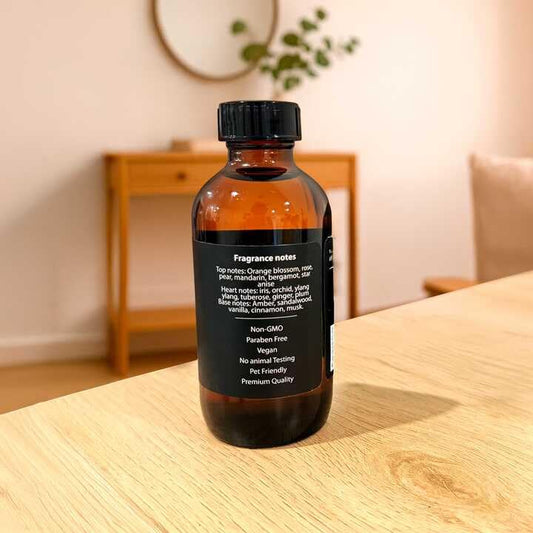 PuroSentido Unconventional Aroma Oil pour releasing warm vanilla and cinnamon notes