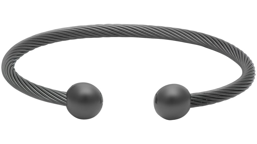 QRAY Gun Metal Deluxe bracelet steel band detail demonstrates flexible stainless steel construction.