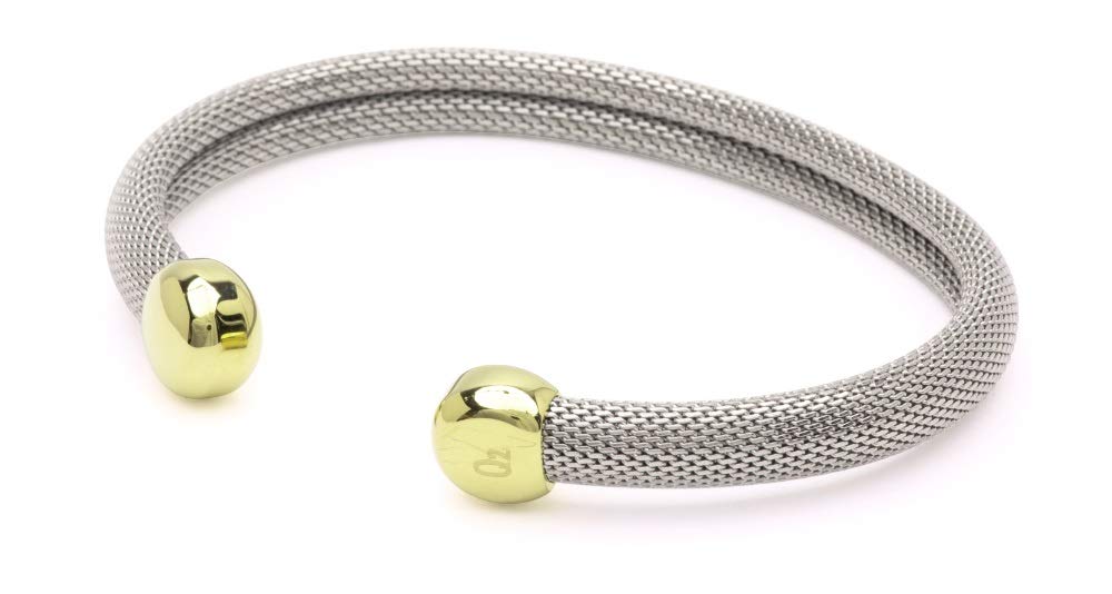 QRAY Milano Combo Steel bracelet worn during golf for comfort and focus.