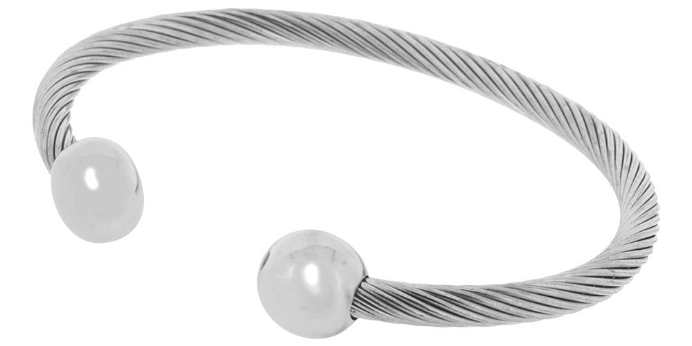 QRAY Silver Deluxe golf bracelet close-up showing durable stainless steel band for active wear.