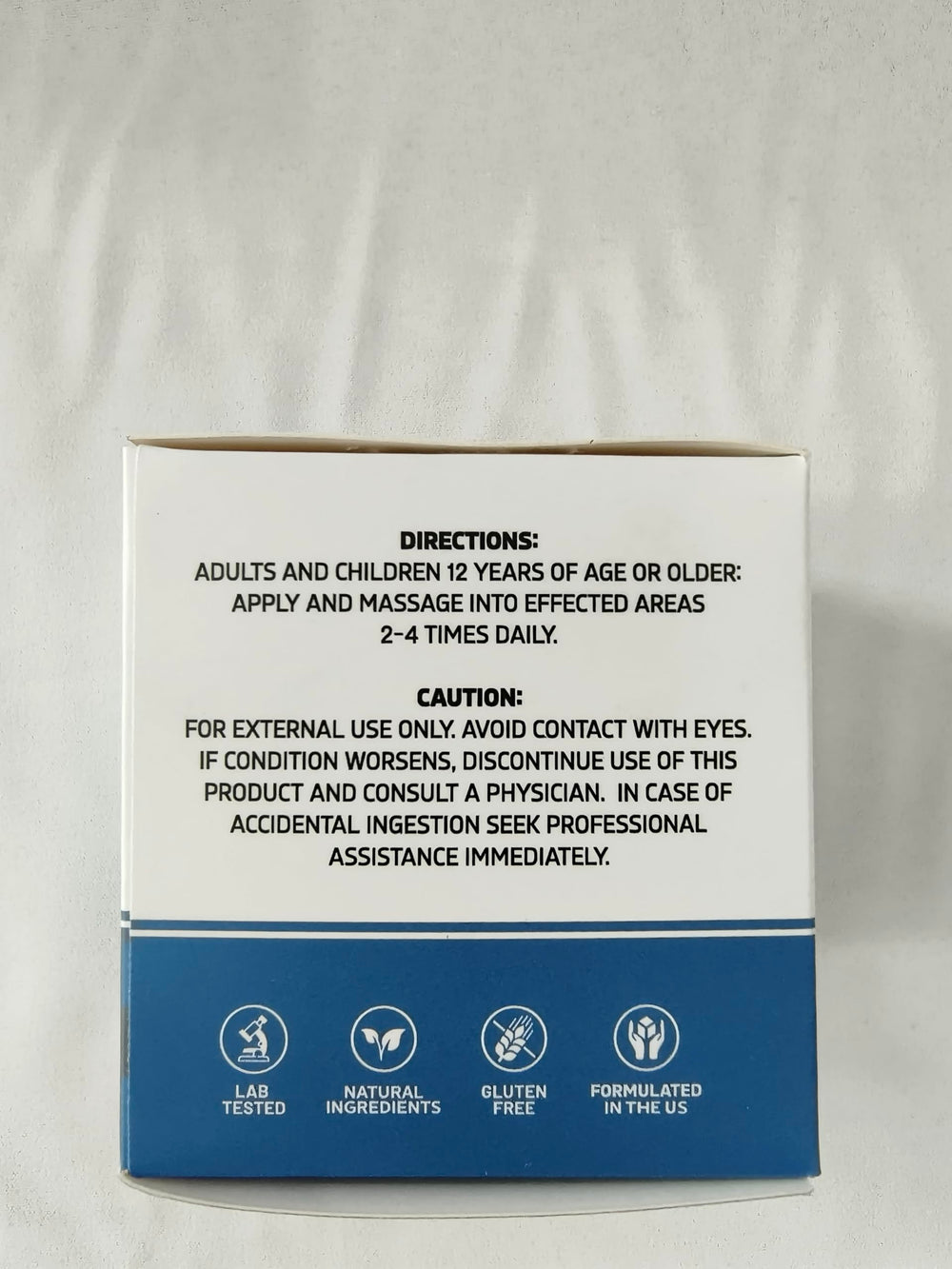 Raitera Nervara Comfort Cream ingredients scene emphasizes natural components for gentle care.