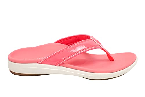 REVITALIGN Yumi strap detail combining style with secure fit.