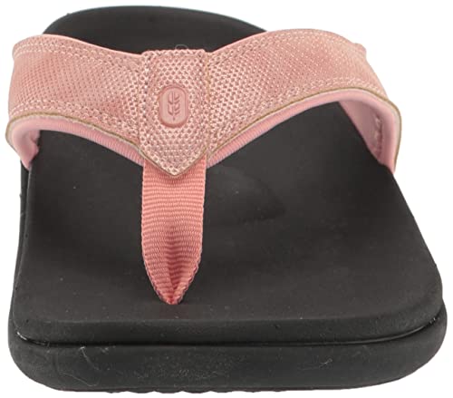 REVITALIGN Yumi quick-dry textile lining keeps feet fresh after beach days.