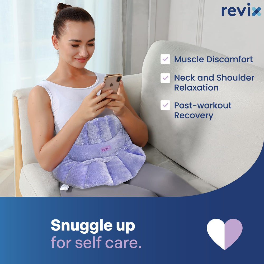 REVIX aromatherapy moment with the herbal-infused heat wrap in use.
