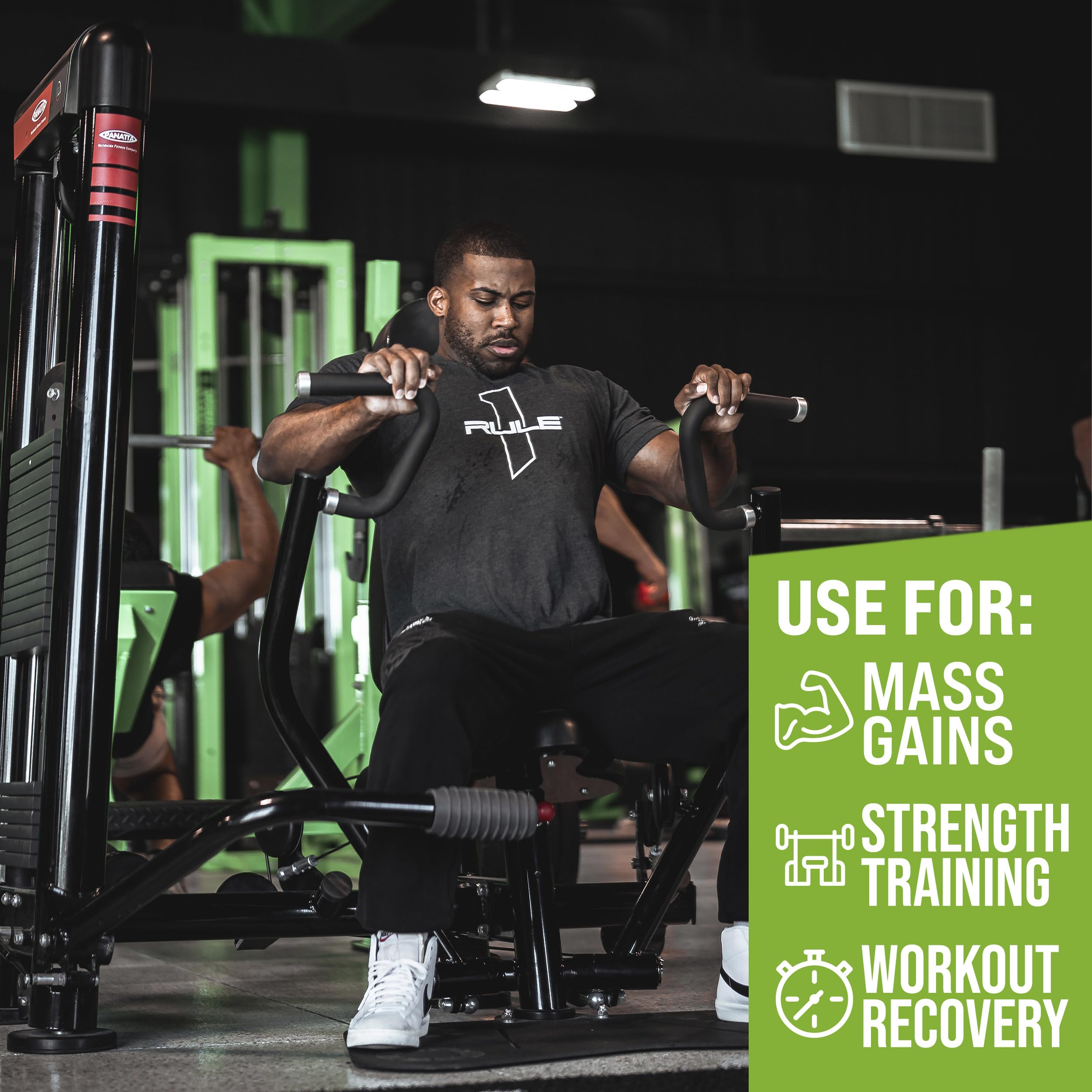 Rule1 Mass Gainer Strawberries & Creme color and texture on shake