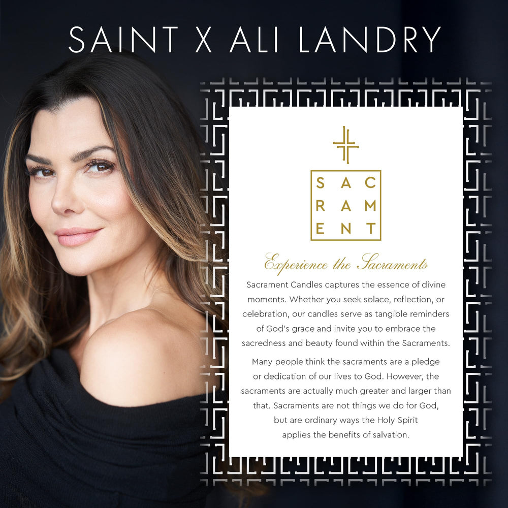 Scent notes of lilies and cashmere fill the room with comforting ambiance