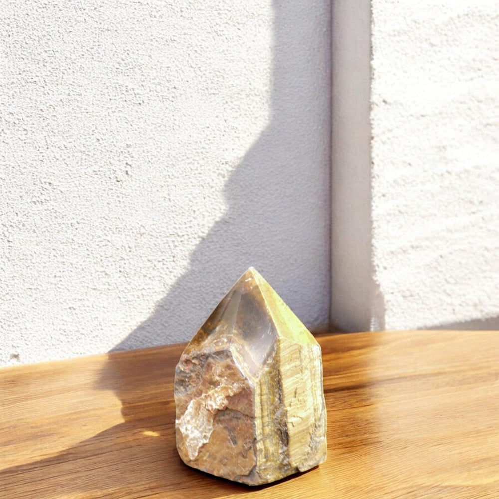 SAMSARI Tiger Eye gift set for mindful friends and family.